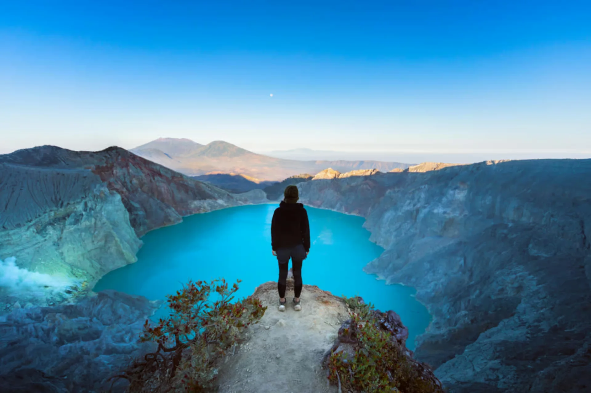 From Bali: Mount Ijen Sunrise Trek with Transfer & All Fees Included