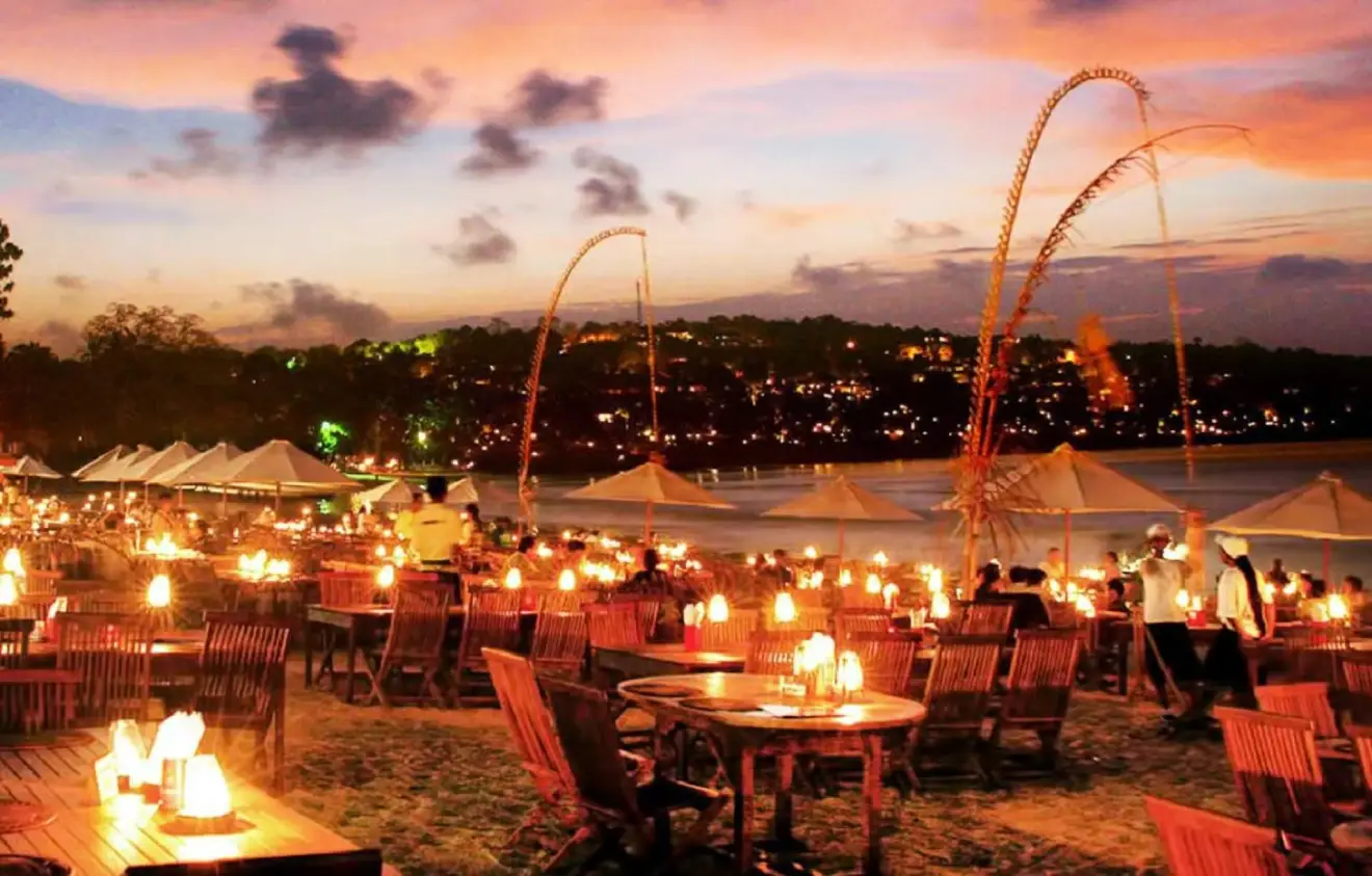 Bali: Melasti, Dreamland Beach & Jimbaran Seafood Day Tour 2
