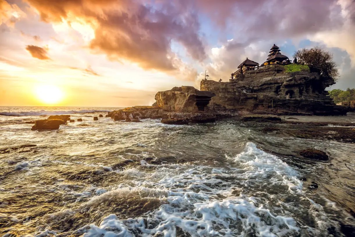 Bali Sun Tourism Seminated for Half a Day in Tanah Lot Temple 3