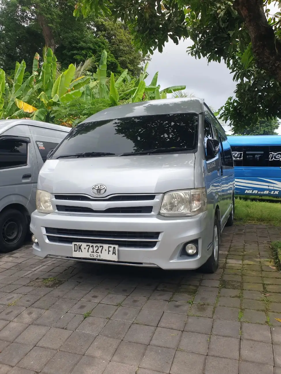 Hiace Comuter